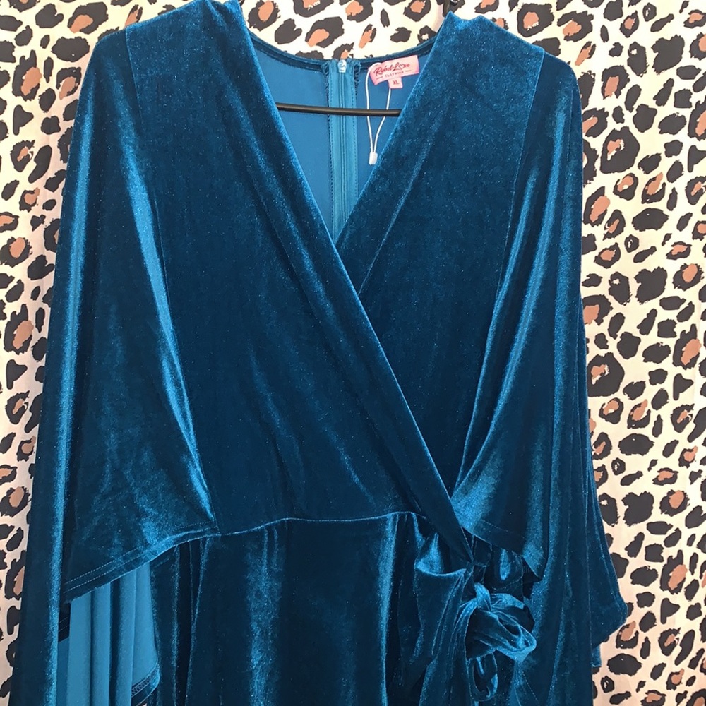 Rebel love dress - Picture 4 of 7